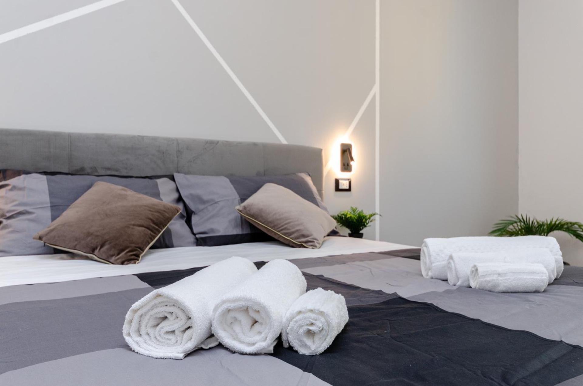 Vivimihome - Vivi I Navigli Elegante E Centrale มิลาน ภายนอก รูปภาพ