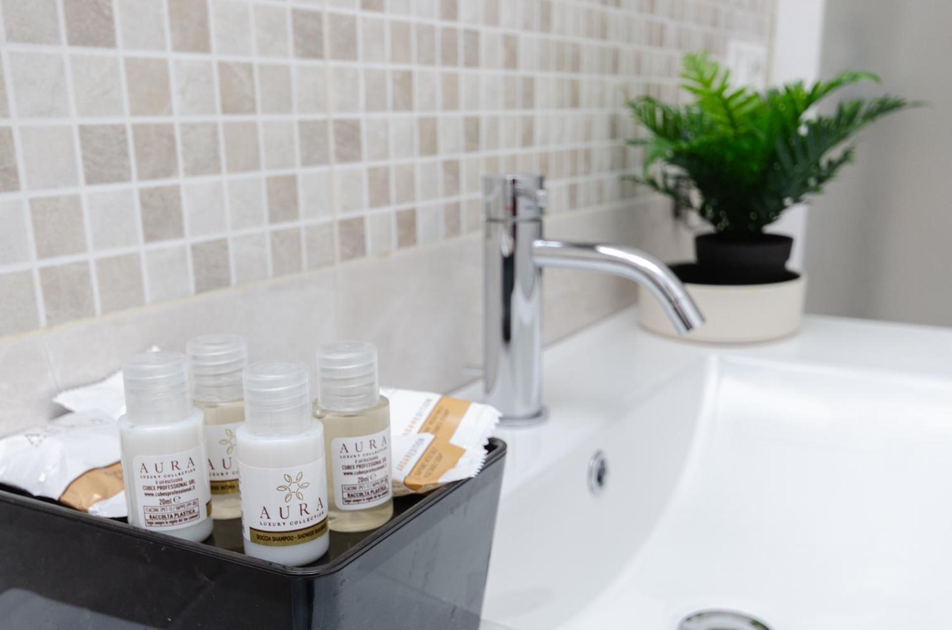 Vivimihome - Vivi I Navigli Elegante E Centrale มิลาน ภายนอก รูปภาพ